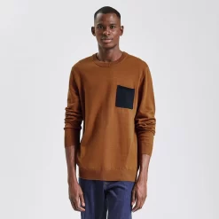 Pull Col Rond Poche Contrastée