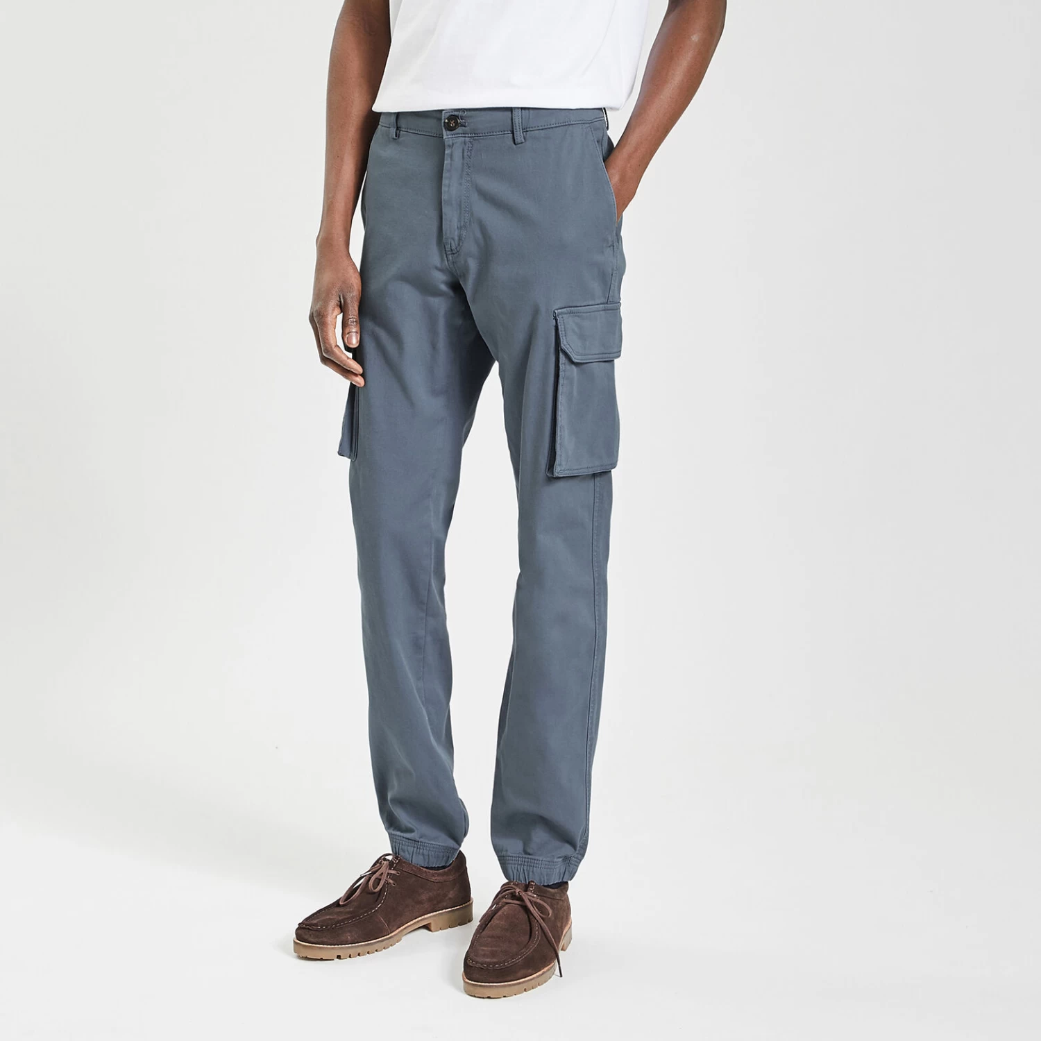 Chino Forme Cargo Bas Et Taille élastiqués 1 Chino Forme Cargo Bas Et Taille élastiqués
