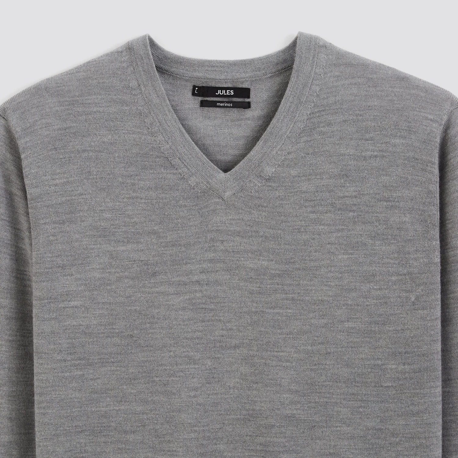 Pull Col V En Laine Mérinos 2 Pull Col V En Laine Mérinos – Image 2